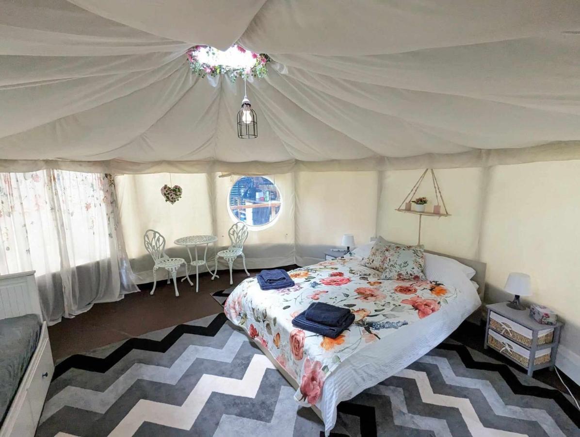 Hotel Luxury Glamping @Moulin Des Forges Moutier-Malcard Exterior foto