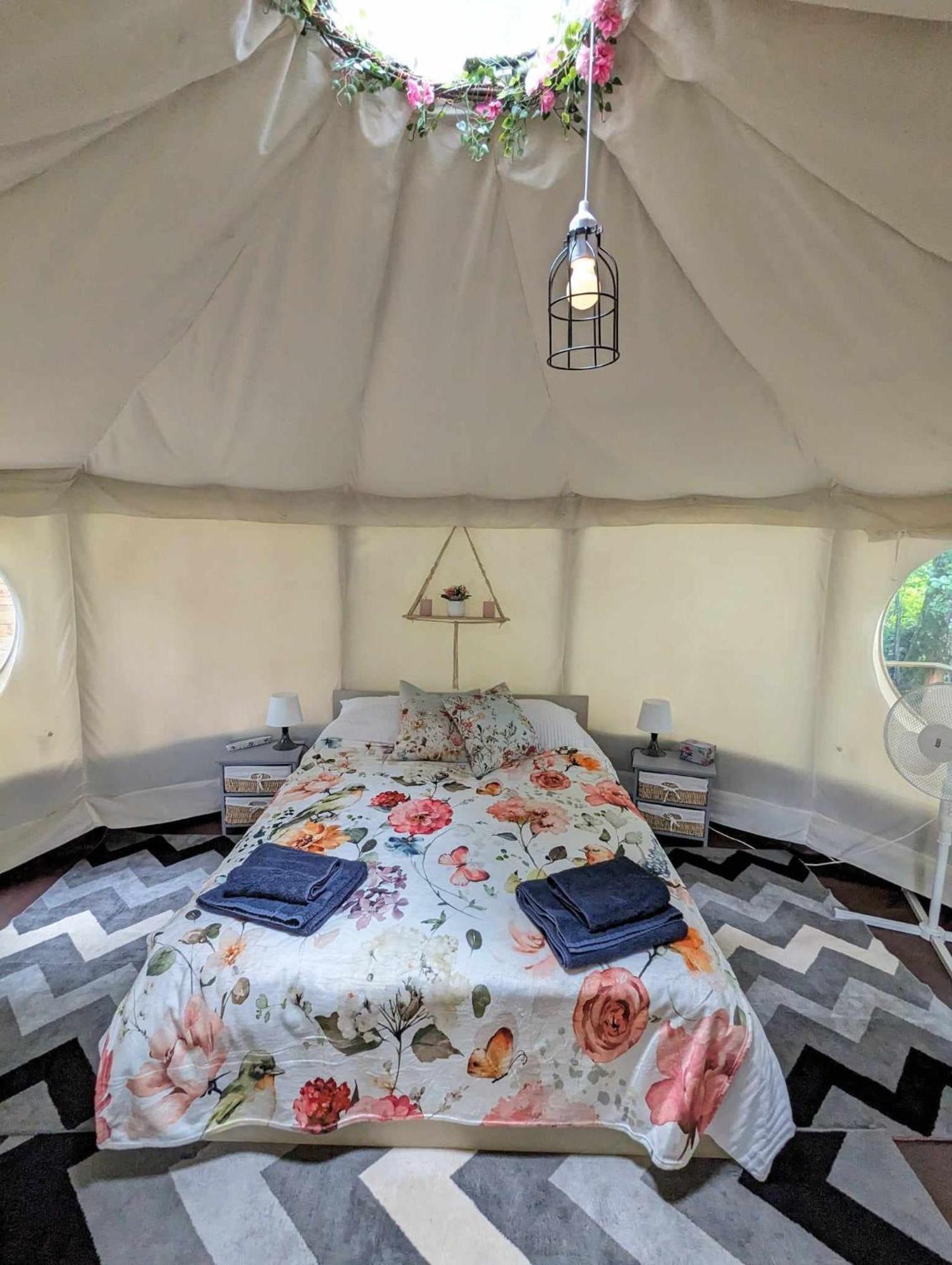 Hotel Luxury Glamping @Moulin Des Forges Moutier-Malcard Exterior foto